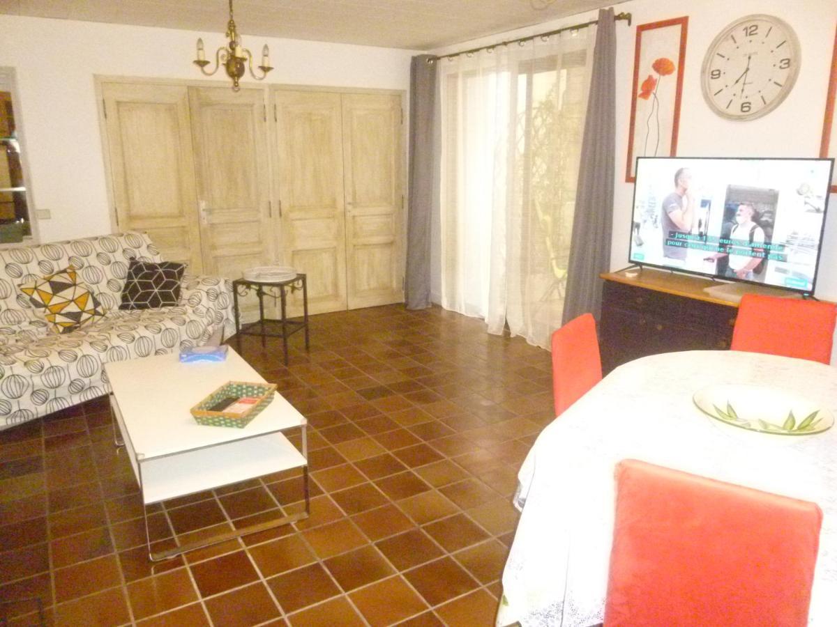 Sanary - Zone Pietonne - Clim - 2 Chambres 4 A 6 Personnes - Wifi Exterior photo