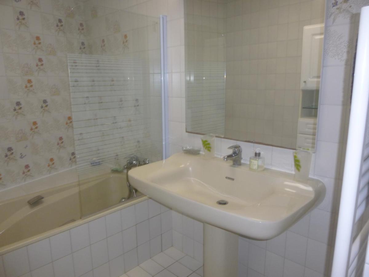 Sanary - Zone Pietonne - Clim - 2 Chambres 4 A 6 Personnes - Wifi Exterior photo